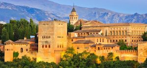 Elhamra Sarayı'nda Büyülü Bir Gece